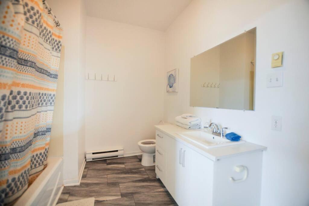 Apartamento Le 1808 - Spacieux Avec Balcon - Nord De Quebec Exterior foto