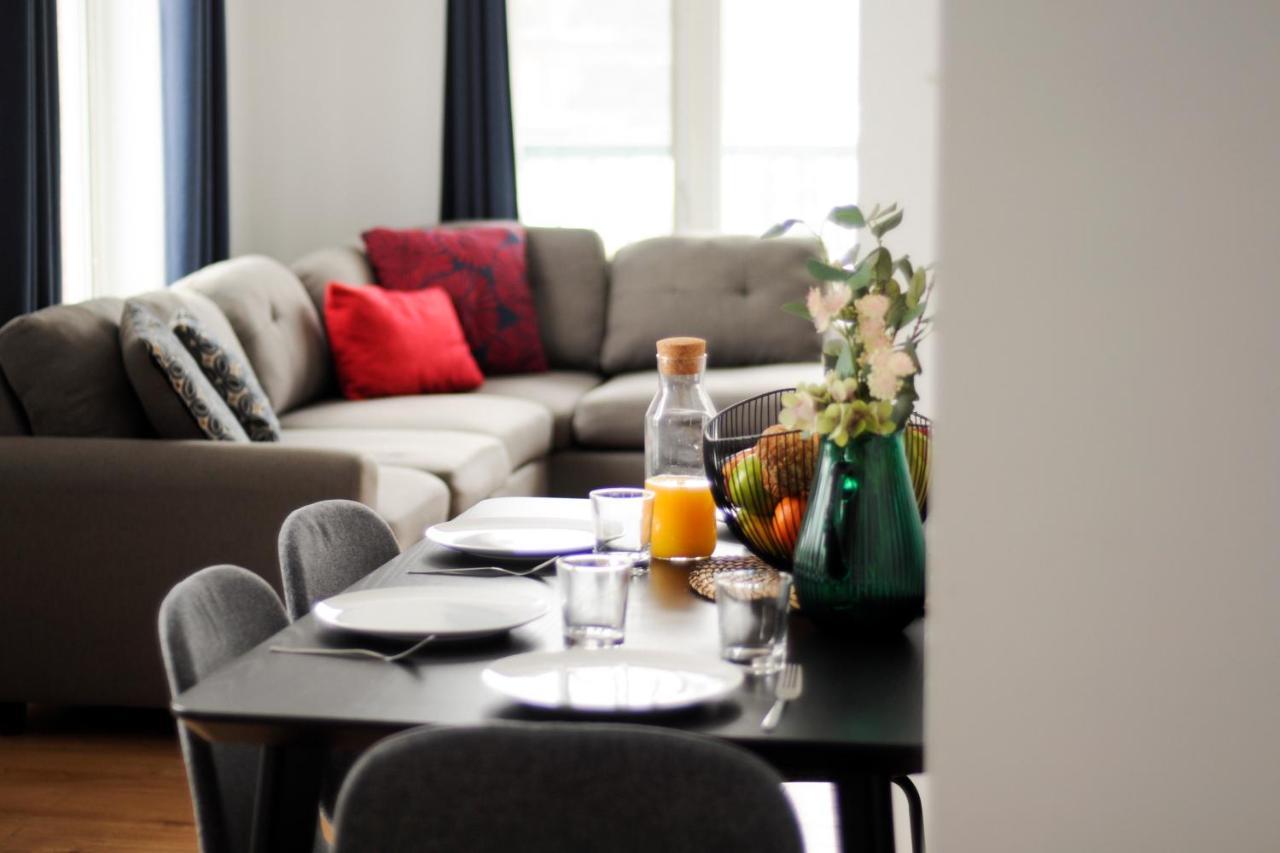 Apartamento Le 1808 - Spacieux Avec Balcon - Nord De Quebec Exterior foto